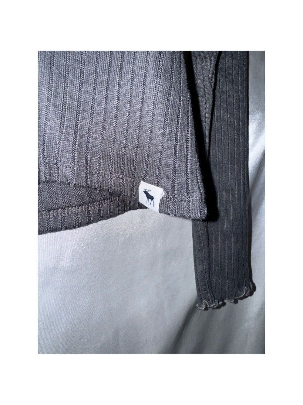 ☔️Abercrombie Kids Mock Neck Long Sleeve Shirt - Picture 4 of 4